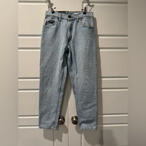 Vintage Levi’s 550 Relaxed Taupered Fit Light Wash Orange Tab Size W30 L31